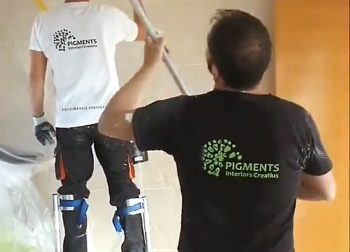 Cómo reparar grietas por humedad en paredes y muros